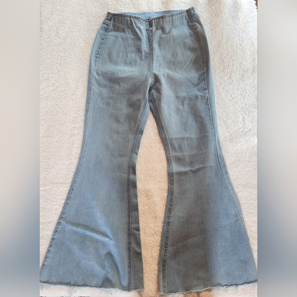Forever 21 Blue Flare Wide Leg Jeans